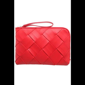 JELAVU The Talitha Wristlet Red